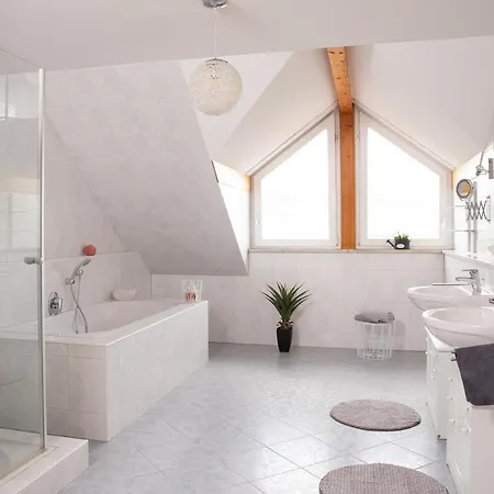 Apartment 4 *